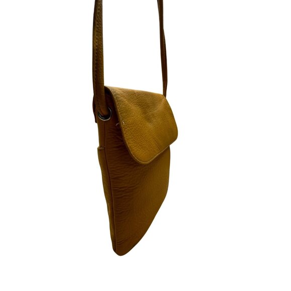 Tignanello Women’s Yellow Leather With Front Zip Pocket Crossbody Bag - Picture 4 of 13